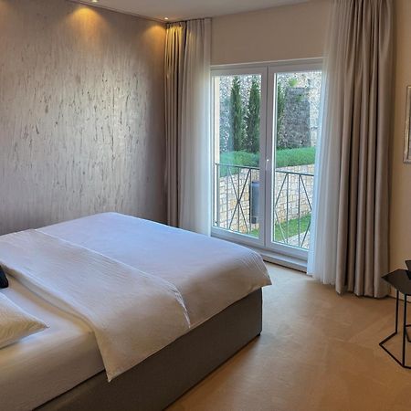 Shangri La Mansion Mostar Buitenkant foto