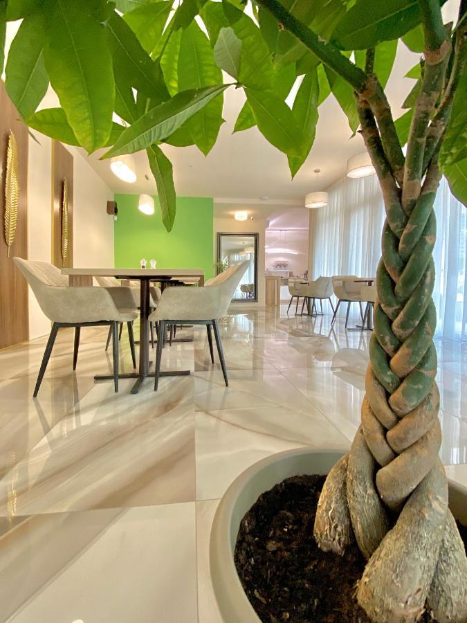 Shangri La Mansion Mostar Buitenkant foto