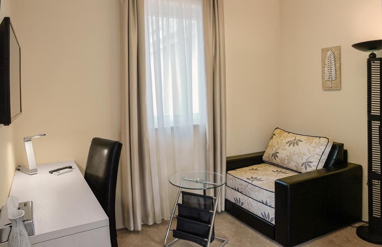 Shangri La Mansion Mostar Buitenkant foto