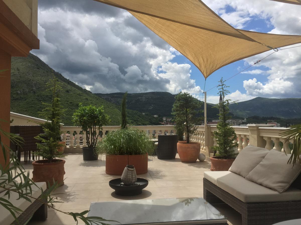 Shangri La Mansion Mostar Buitenkant foto
