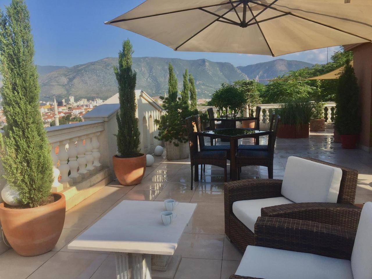 Shangri La Mansion Mostar Buitenkant foto